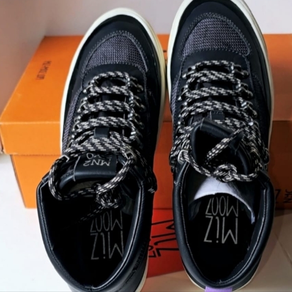 Miz Mooz Alpyne Sneakers Women's size 6.0 Slate Gray, blue Leather NWB Mid/Hi.- - Picture 11 of 11